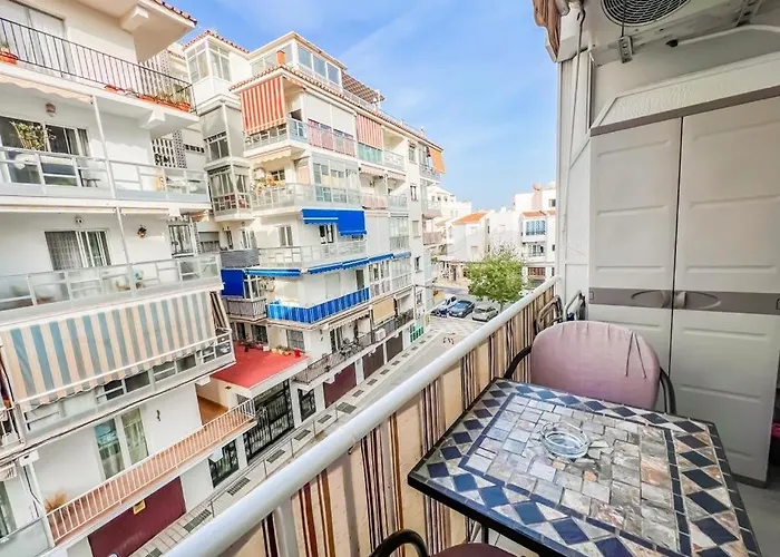 Reformed Studio Apartment In Central Nerja 3K