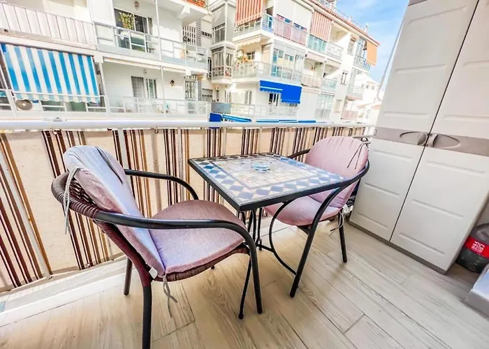 Reformed Studio Apartment In Central Nerja 3K